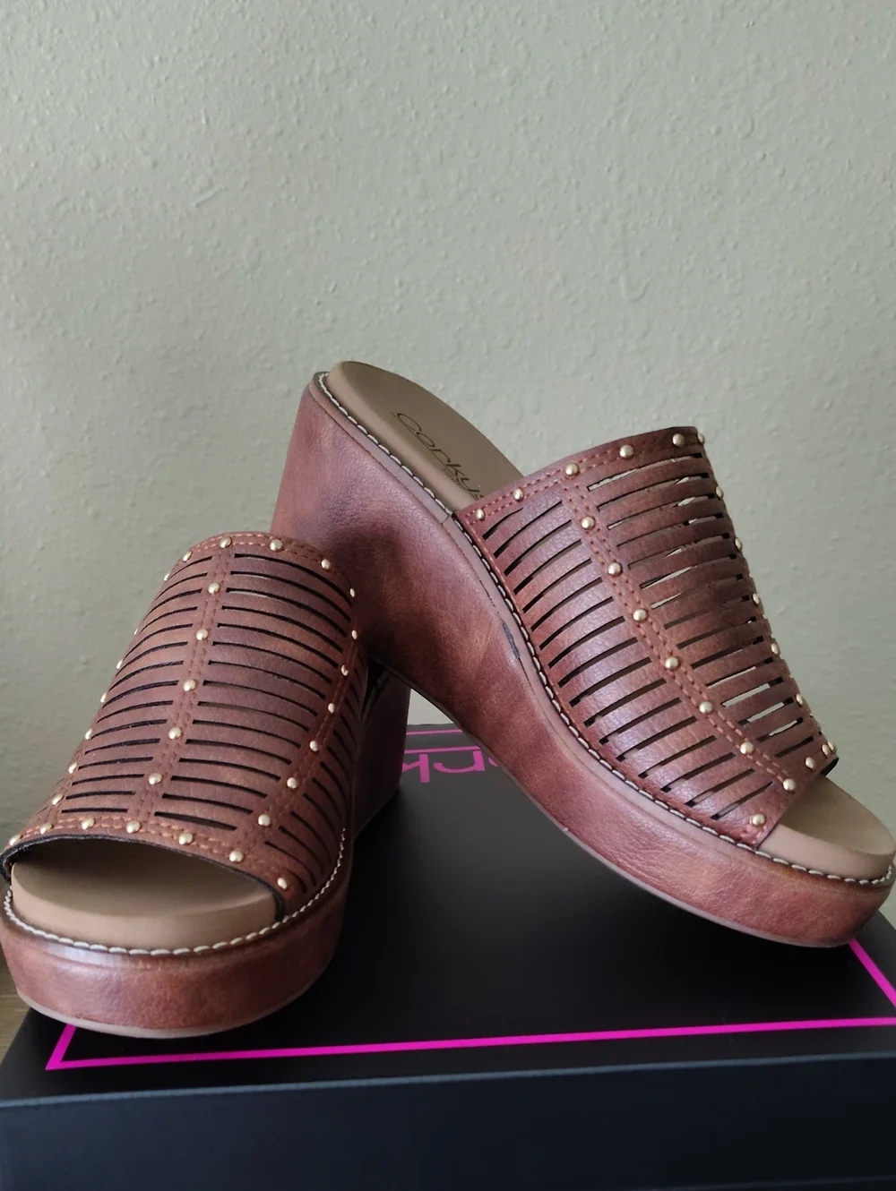 NIB Corkys Much Better Bourbon Size 7 Wedges Never Worn Tried On Only
